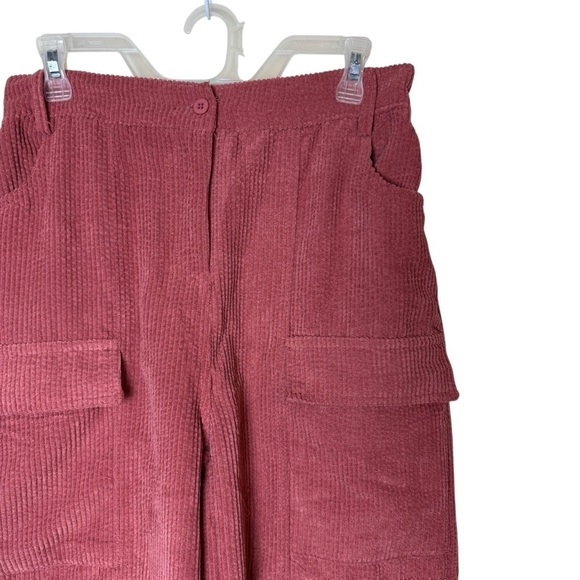 Hunter & Brown Dusty Coral Corduroy Wide Leg Cargo Style Pants Sz. M - Picture 6 of 14